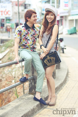 Chiếc túi nạm đinh